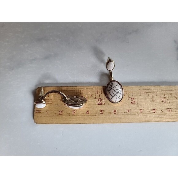 Dangling Pierced Earrings Vintage - Picture 8 of 10